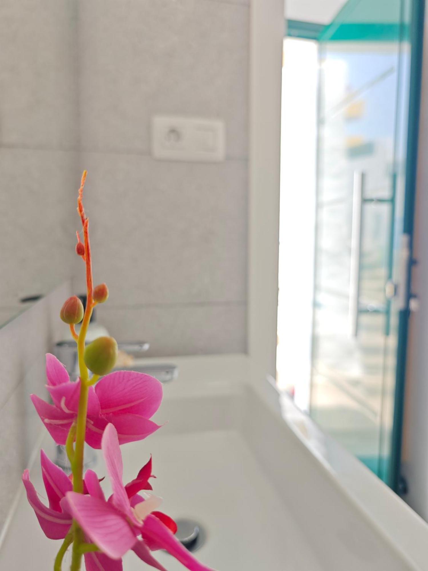 Cozy Apartment In Front Of The Natural Pools El Pris Dış mekan fotoğraf
